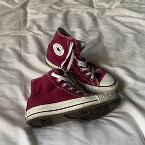 Maroon high top converse size 6
